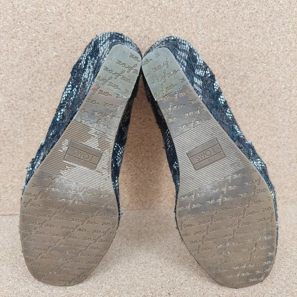 Toms Womens Peep Toe Slip On Wedge Heels Size 8_8